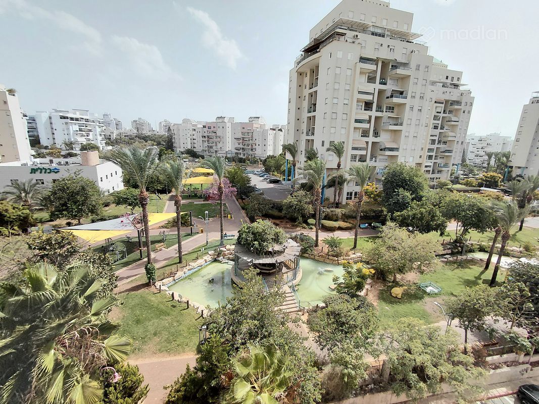 התזמורת , נאות אשלים, ראשון לציון