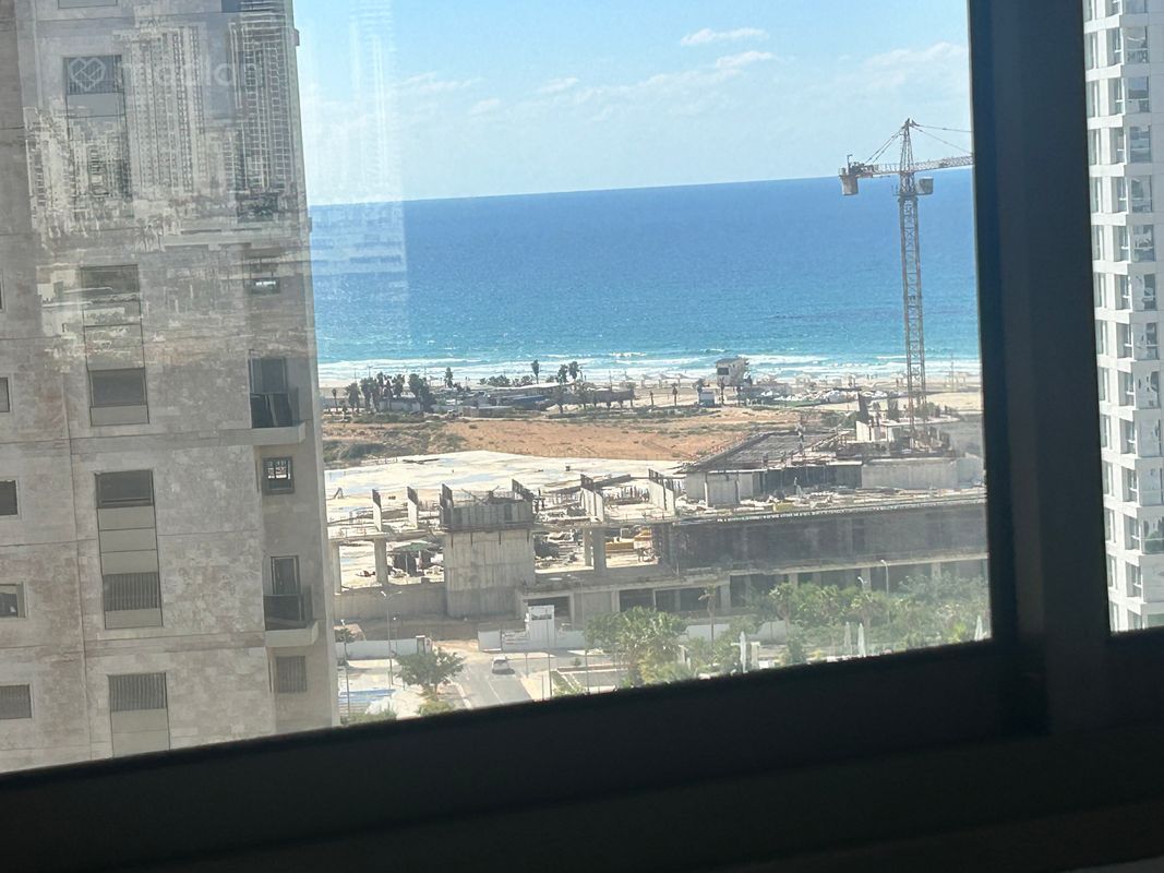 דודו דותן 5, עיר ימים, נתניה