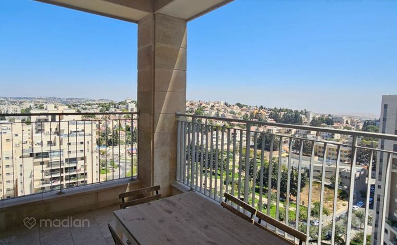 השופט חיים כהן 8, ארנונה (תלפיות), ירושלים