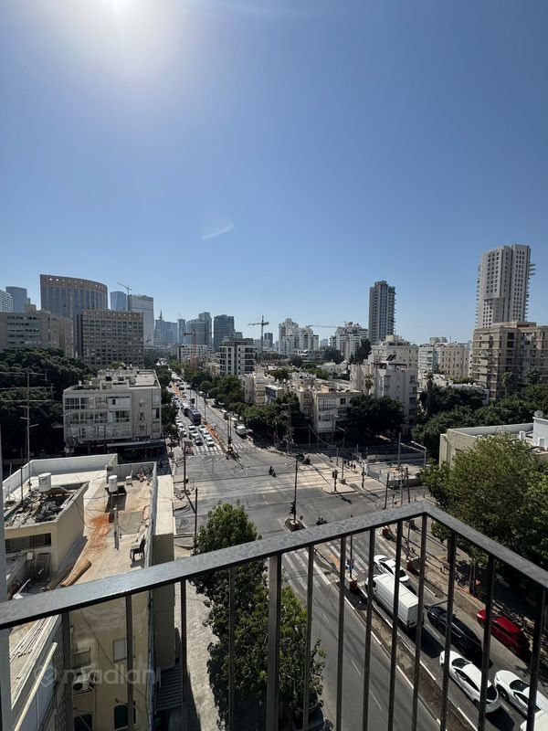 וייצמן 26, הצפון החדש סביבת כיכר המדינה, תל אביב יפו
