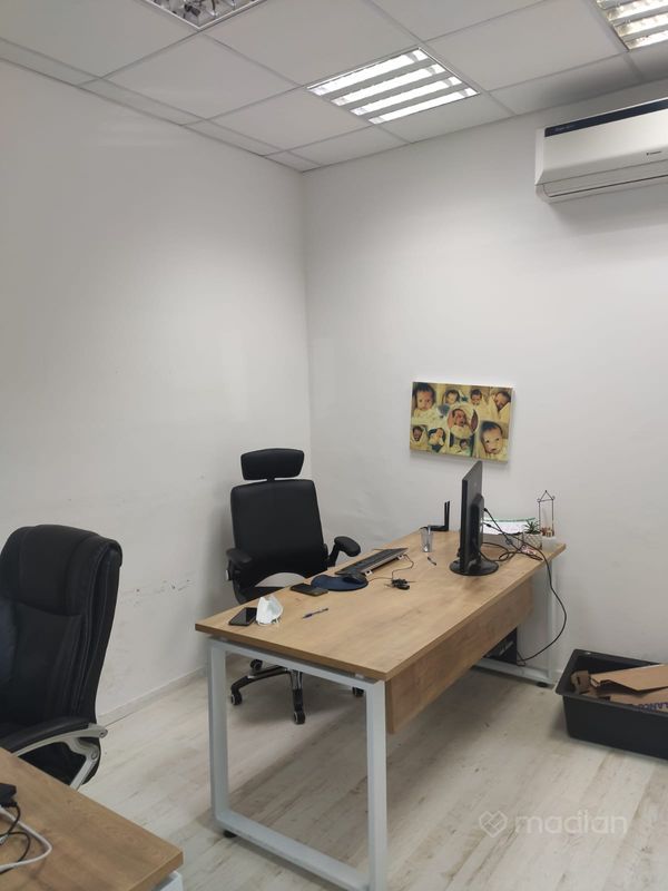 ויצמן , למפרט;פועלים ב, כפר סבא