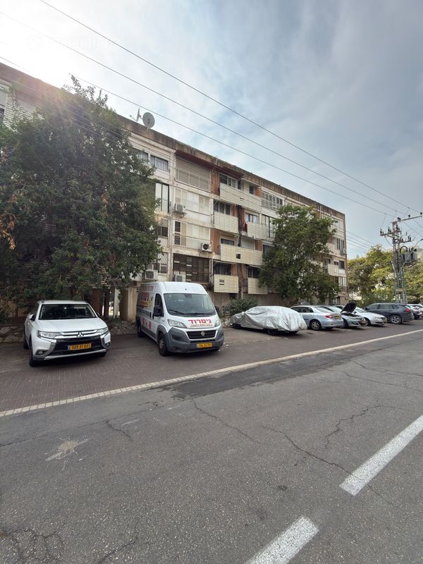 יוספטל , לב העיר, קרית מוצקין