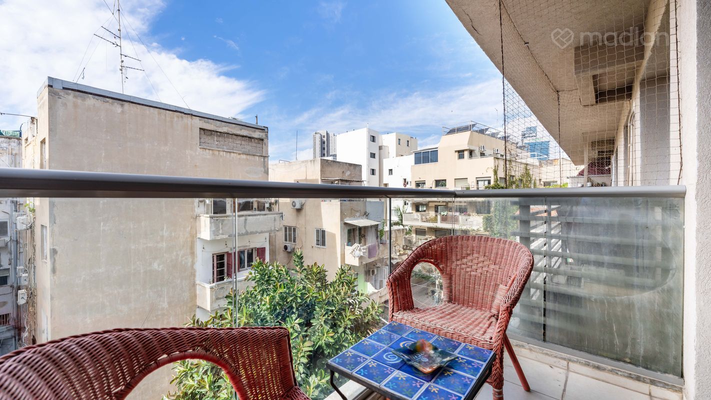 נחלת בנימין 132, פלורנטין, תל אביב יפו