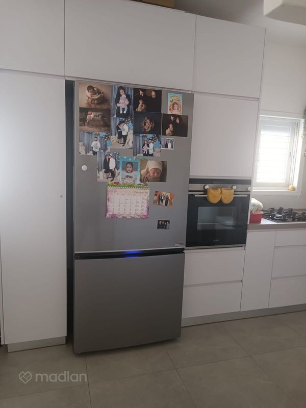 צבי שץ 86, גרין ועם, חולון