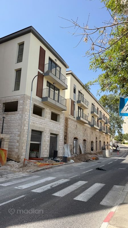 שיבת ציון 48, עיר תחתית, חיפה