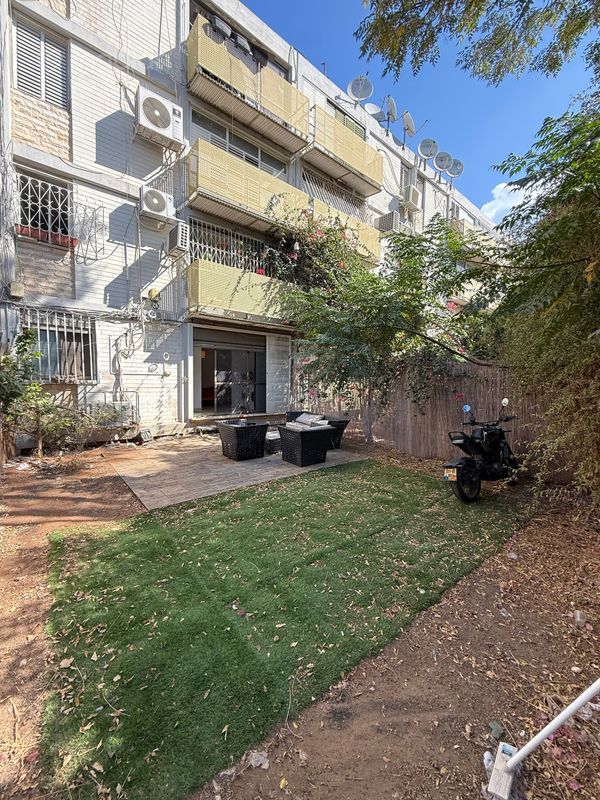שדרות ירושלים 155, דקר, תל אביב יפו