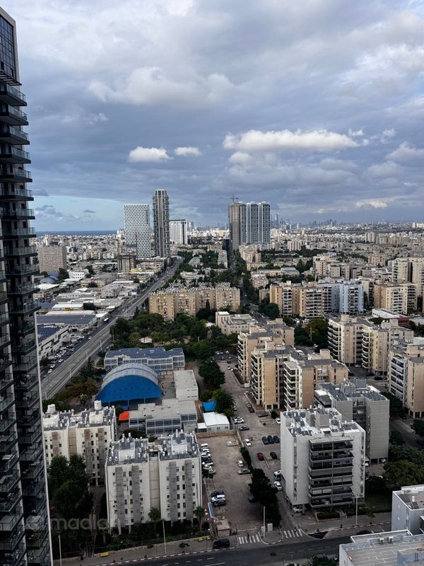 השבטים 10, רמת הנשיא, בת ים
