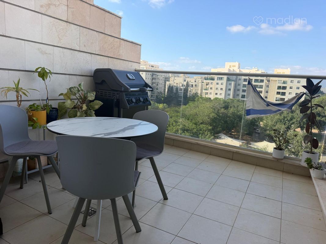 נתן אקסלרוד 10, רמת אביב החדשה, תל אביב יפו