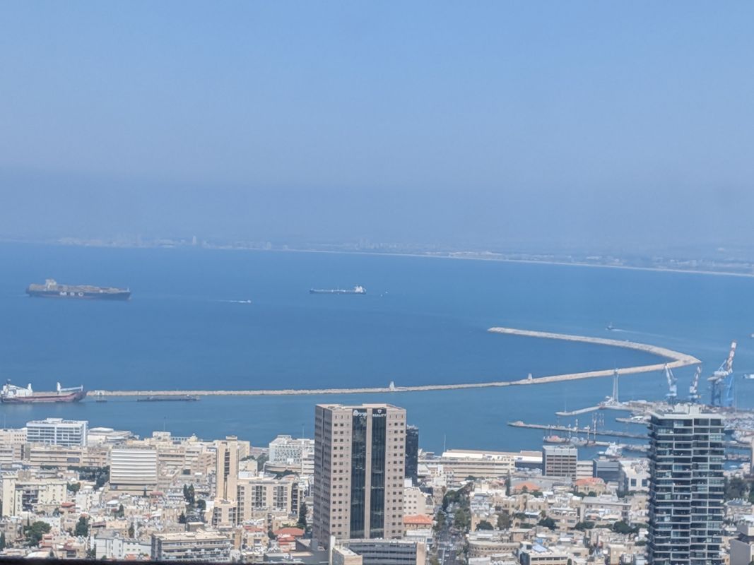 הנריטה סולד 1, מרכז הכרמל, חיפה