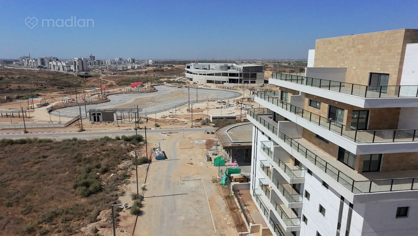 נחל שרשרת 43, אפיקי הנחל, אופקים