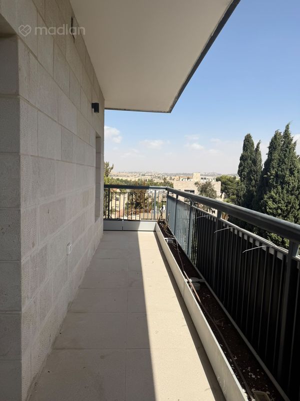 הקורא הדורות 6, ארנונה (תלפיות), ירושלים
