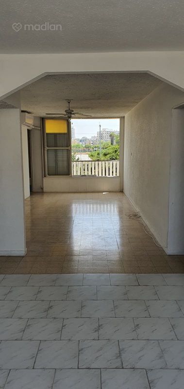 האירוס 17, נווה עופר, תל אביב יפו
