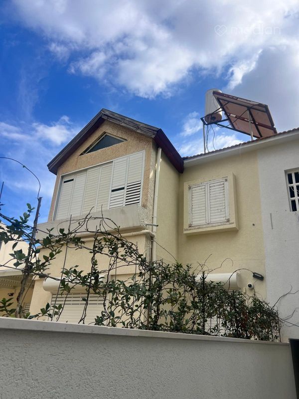 נוה עובד , הרצליה פיתוח, הרצליה