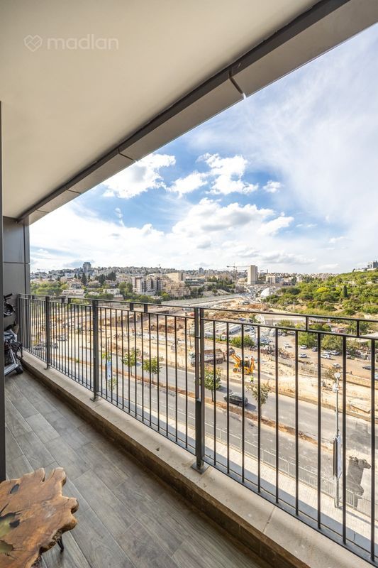 הרצוג 81, רסקו (גבעת הורדים), ירושלים