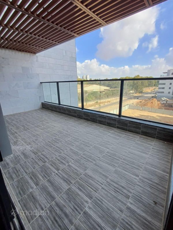 הקציר , האקליפטוס, באר יעקב
