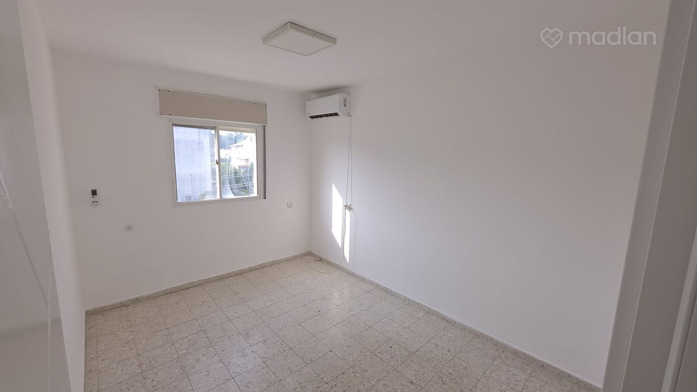 אקליפטוס 5, נווה הדרים, פרדס חנה כרכור