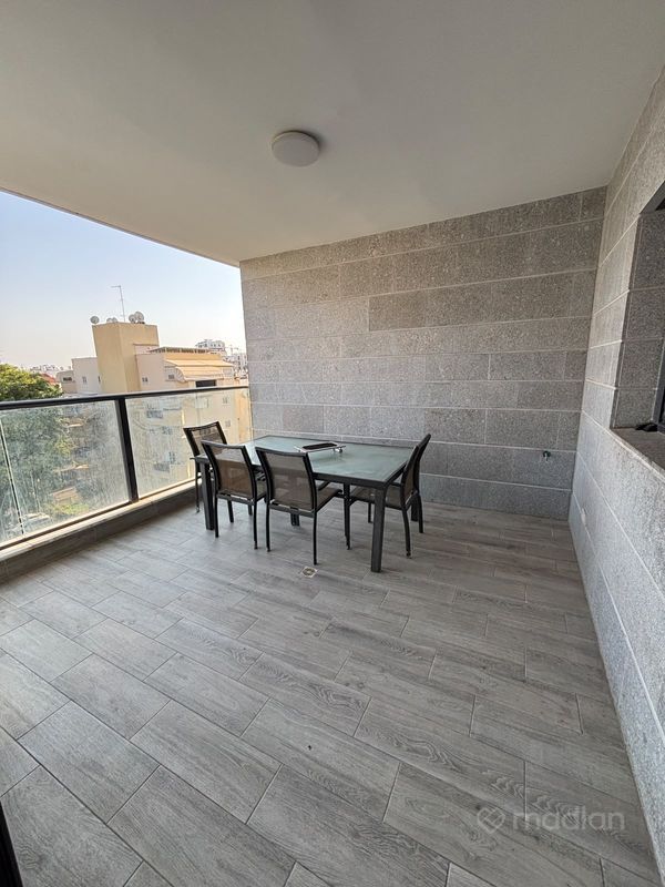 וולפסון 3, מרכז העיר, פתח תקווה
