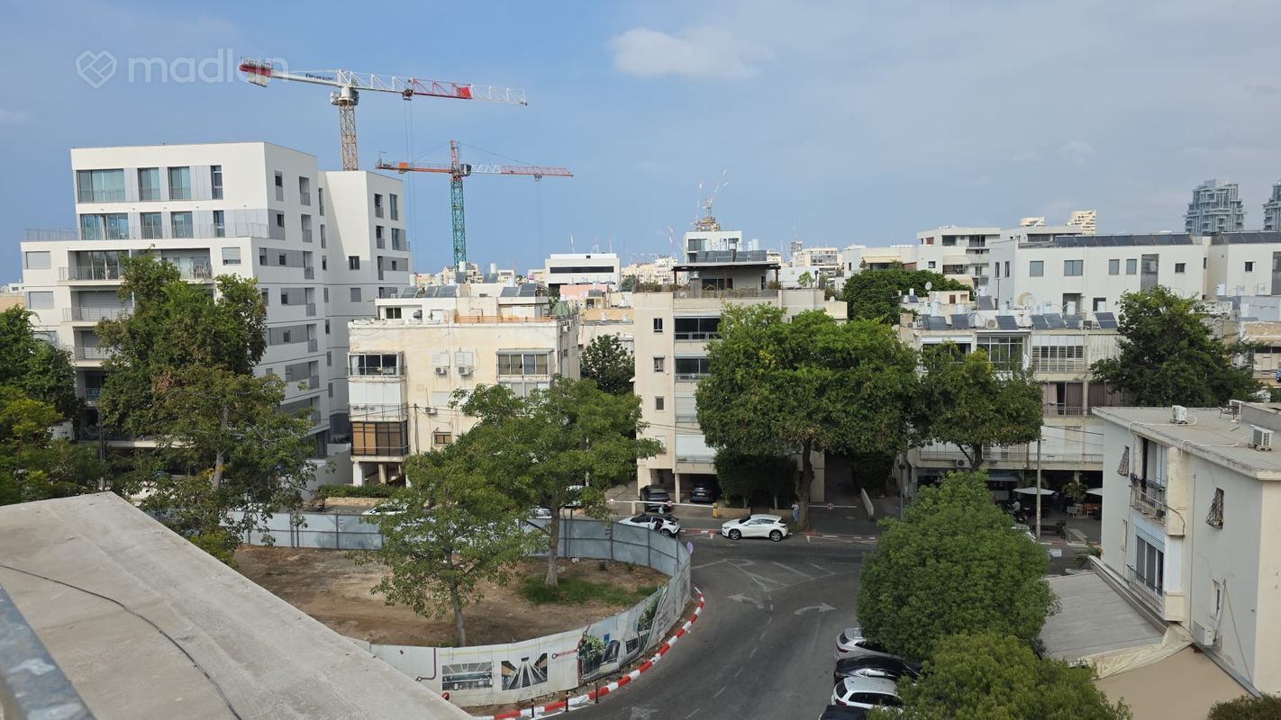 דה האז , הצפון החדש החלק הצפוני, תל אביב יפו