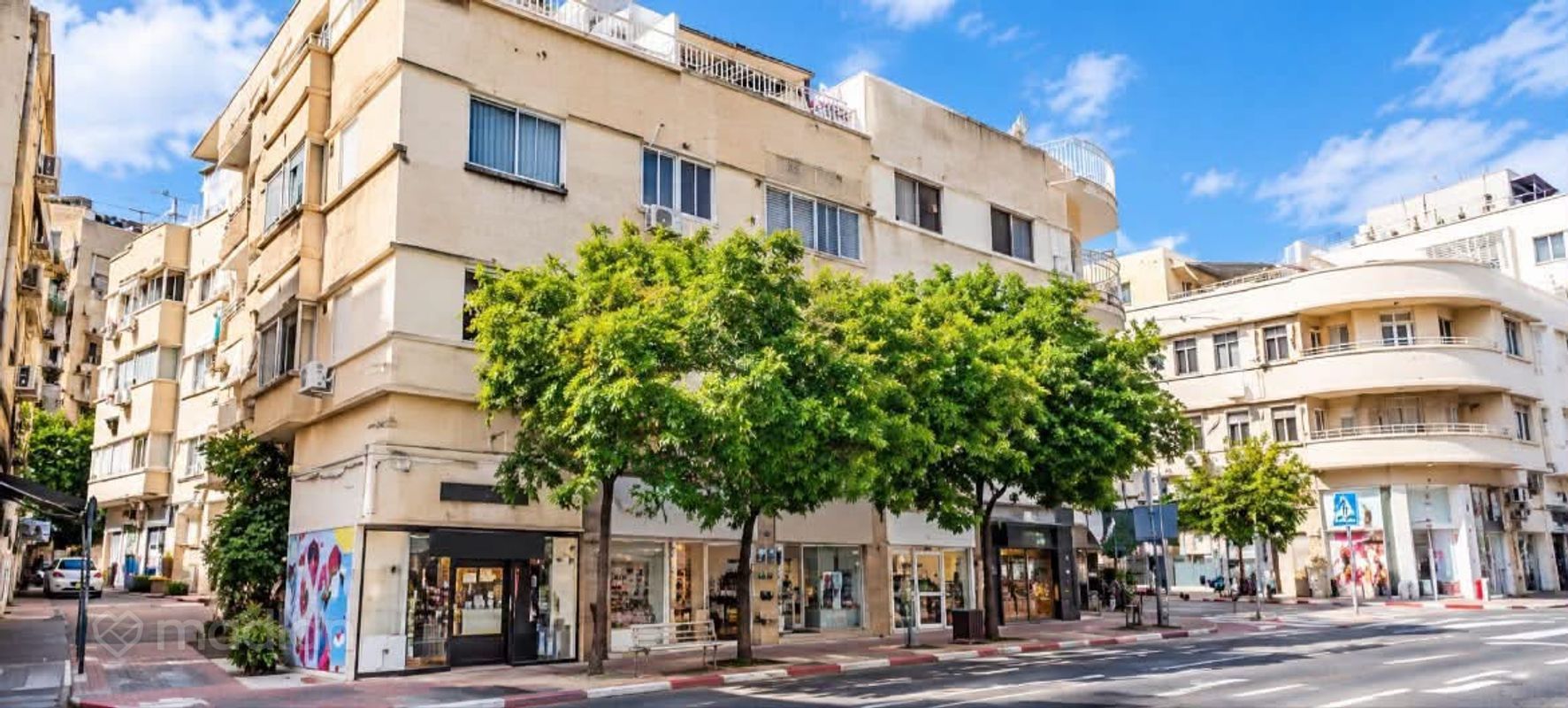 החלוץ 28, הדר הכרמל, חיפה