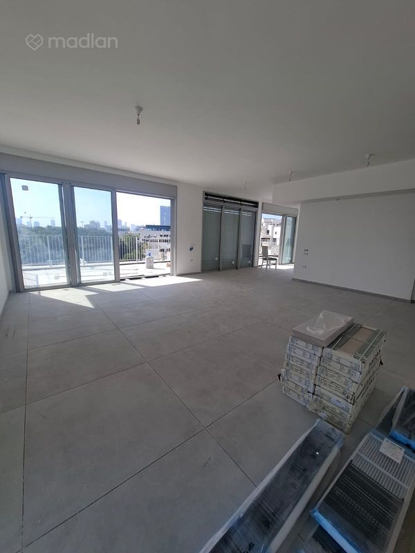 עמוס , הצפון הישן החלק הצפוני, תל אביב יפו