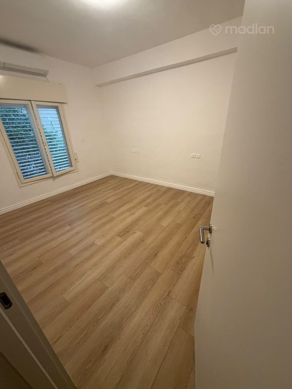 אנצו סירני , גבעת רמב"ם, גבעתיים