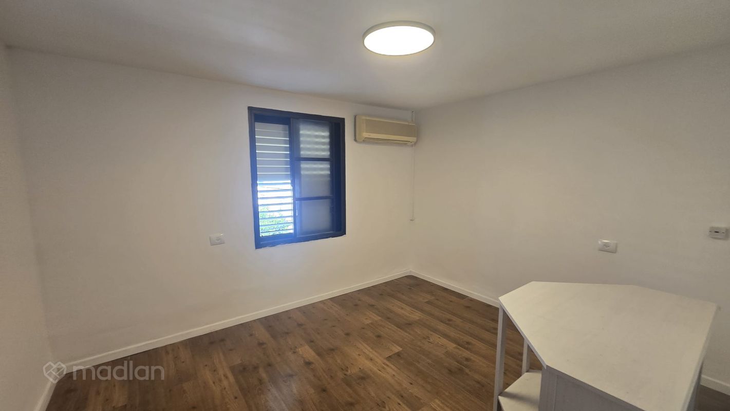 סטרומה , גבעת כצנלסון, גבעת שרת וקרית עשור, נהריה