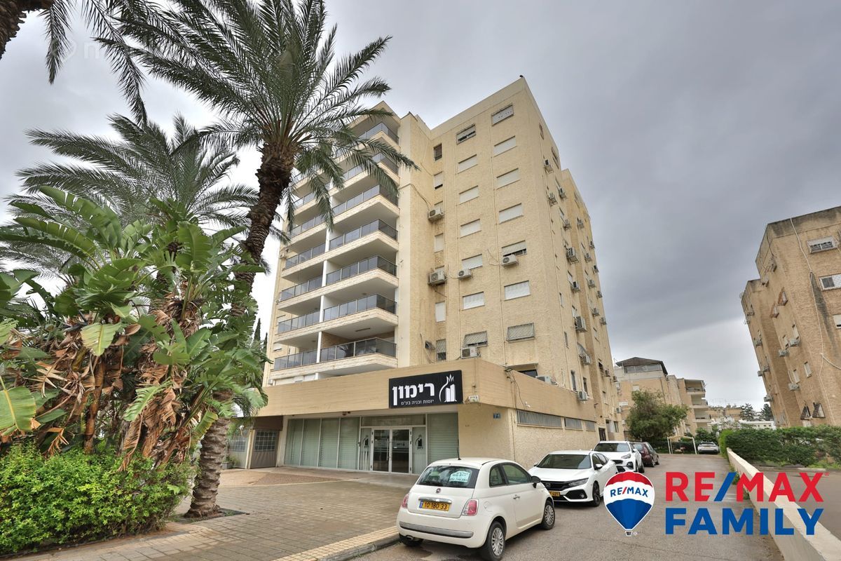 בן גוריון 71, לב העיר, קרית מוצקין