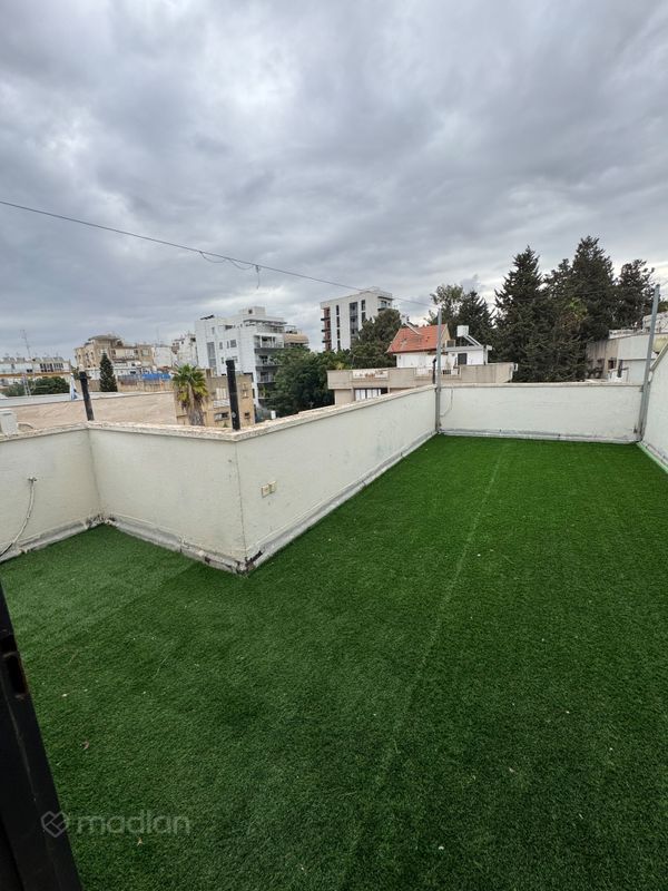סמולנסקין , רסקו ב, חולון