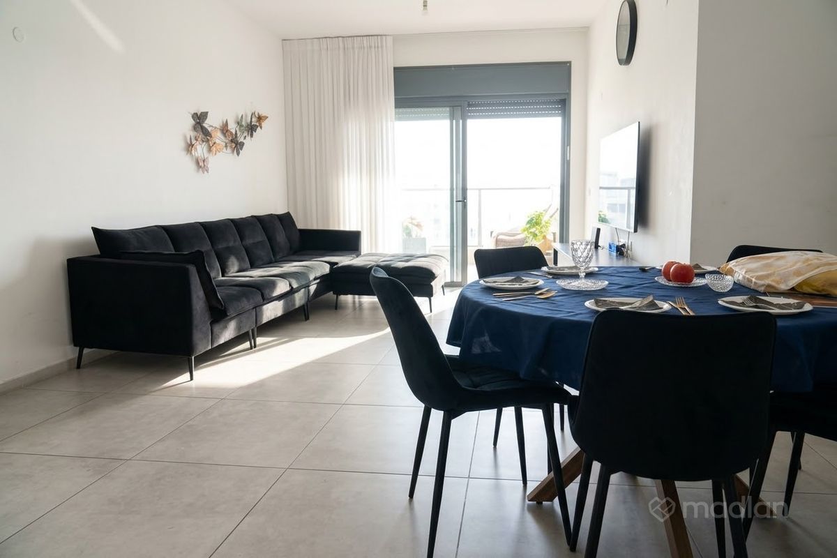 יעקב תמרי 14, חצרות המושבה, רחובות