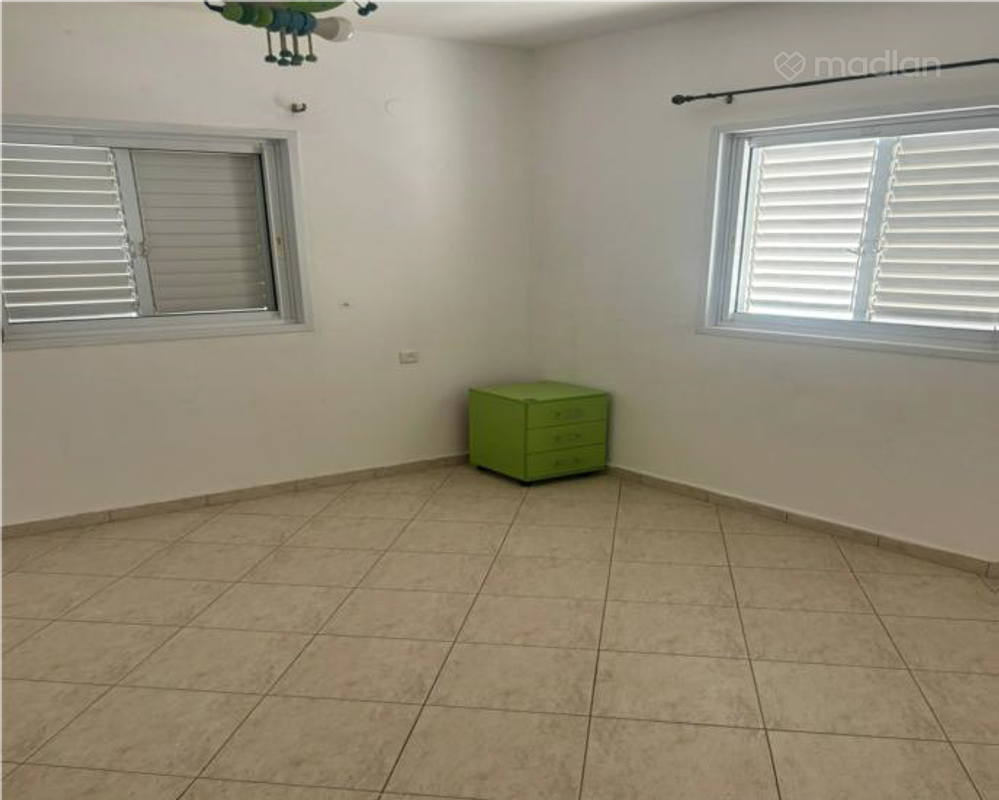 צביה לובטקין 40, כפר שלם, תל אביב יפו