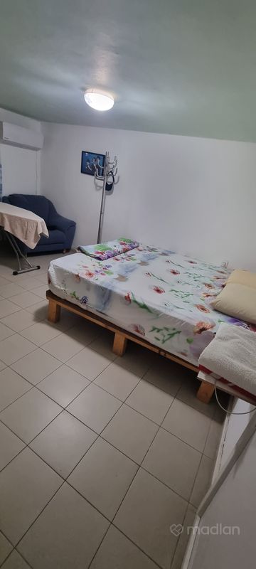 הדס 16, מגדים, כרמיאל