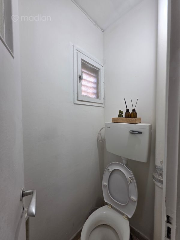 יעקב פיינשטיין , אושיות, רחובות