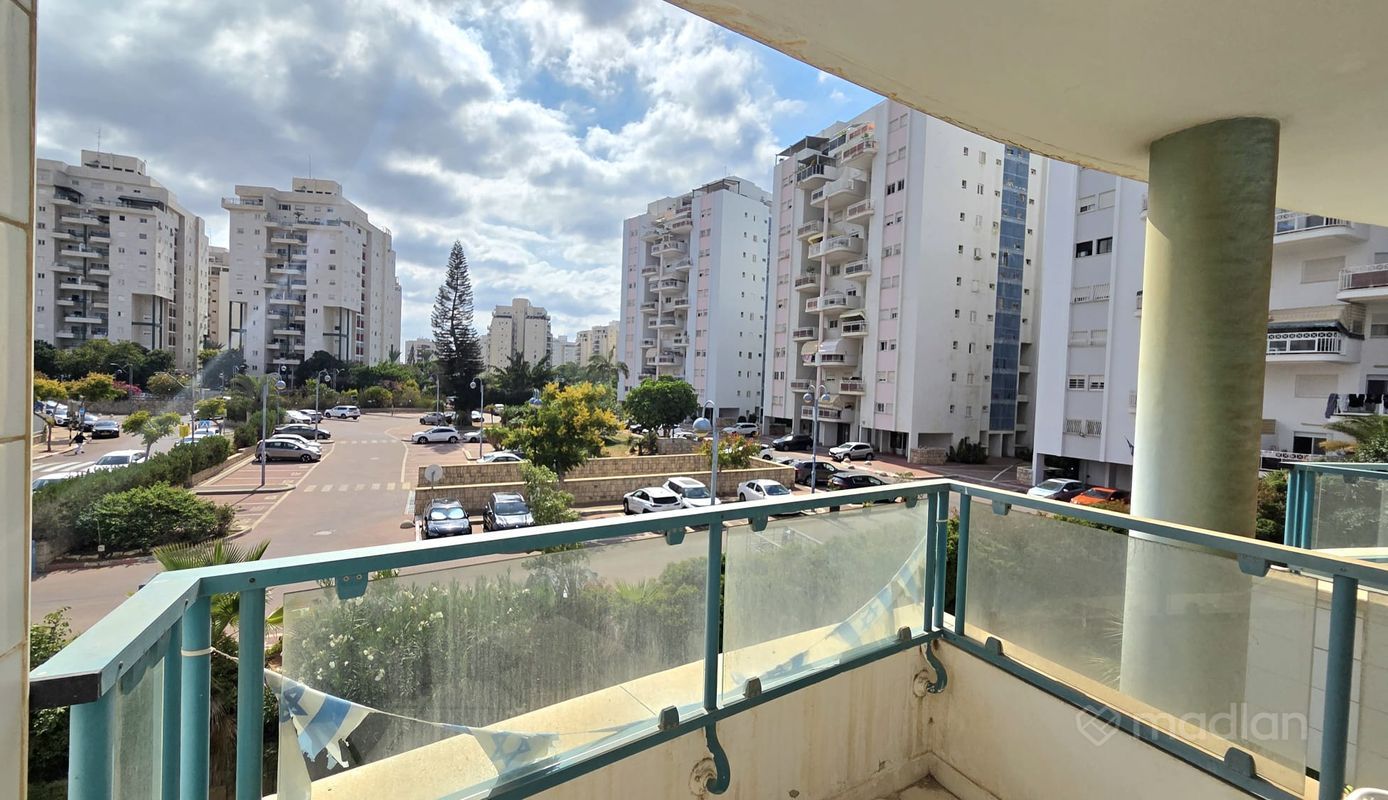 אלקבץ , נאות שקמה, ראשון לציון
