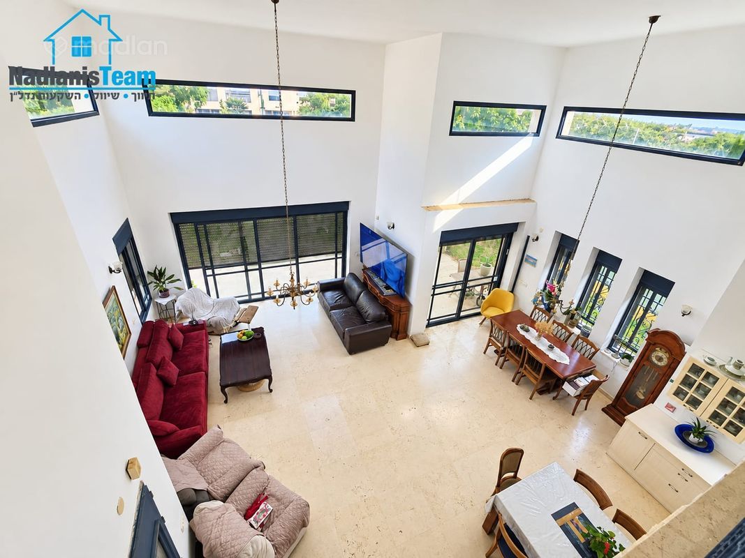 פייר קניג 40, נוף הטיילת, נתניה
