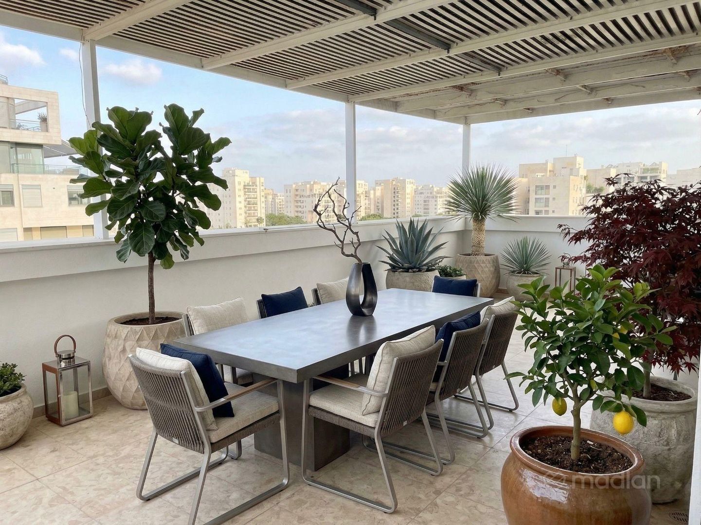 אושה 14, נוה אביבים — 2