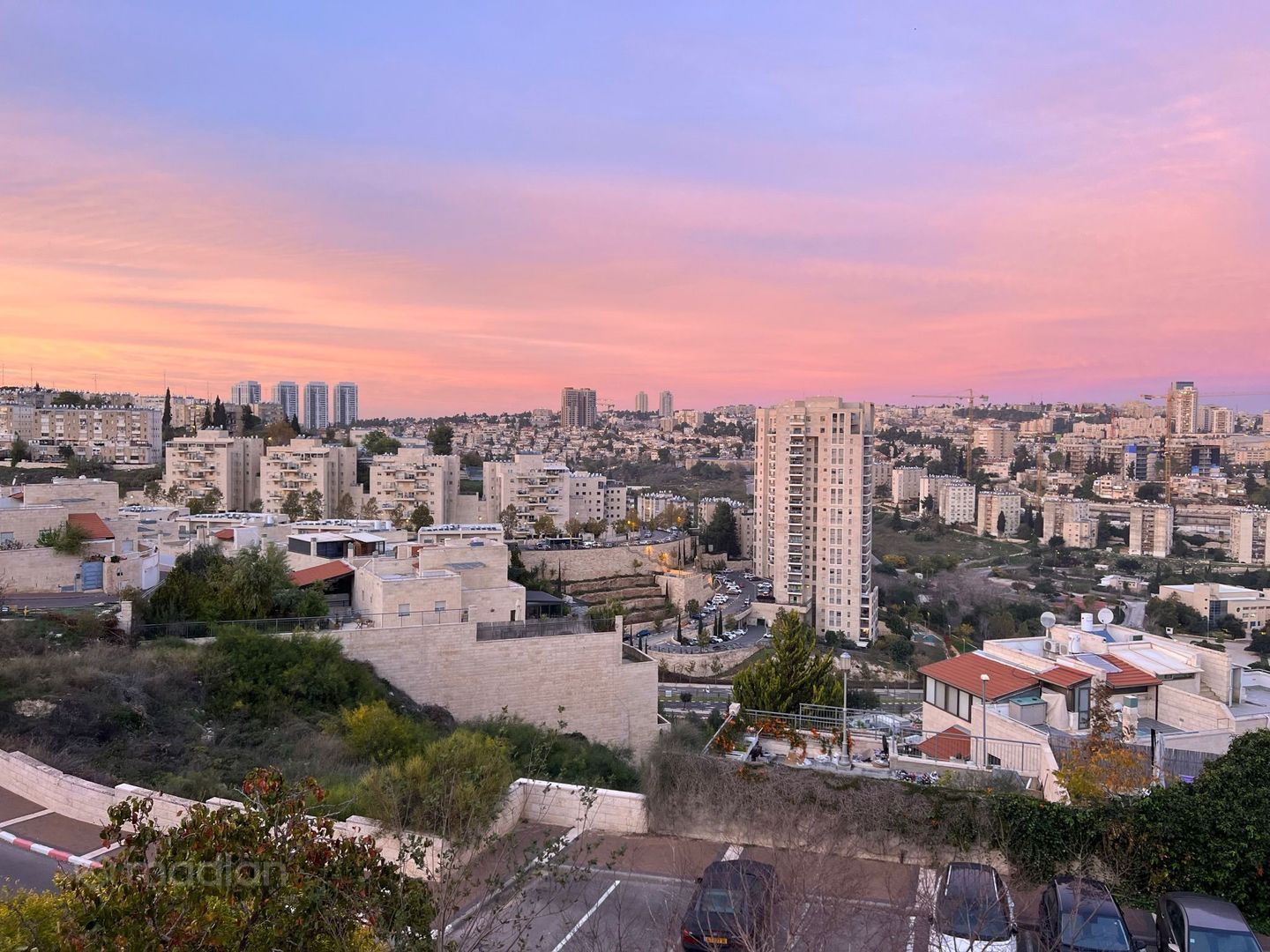 מיס לנדאו 15, גבעת משואה — 2