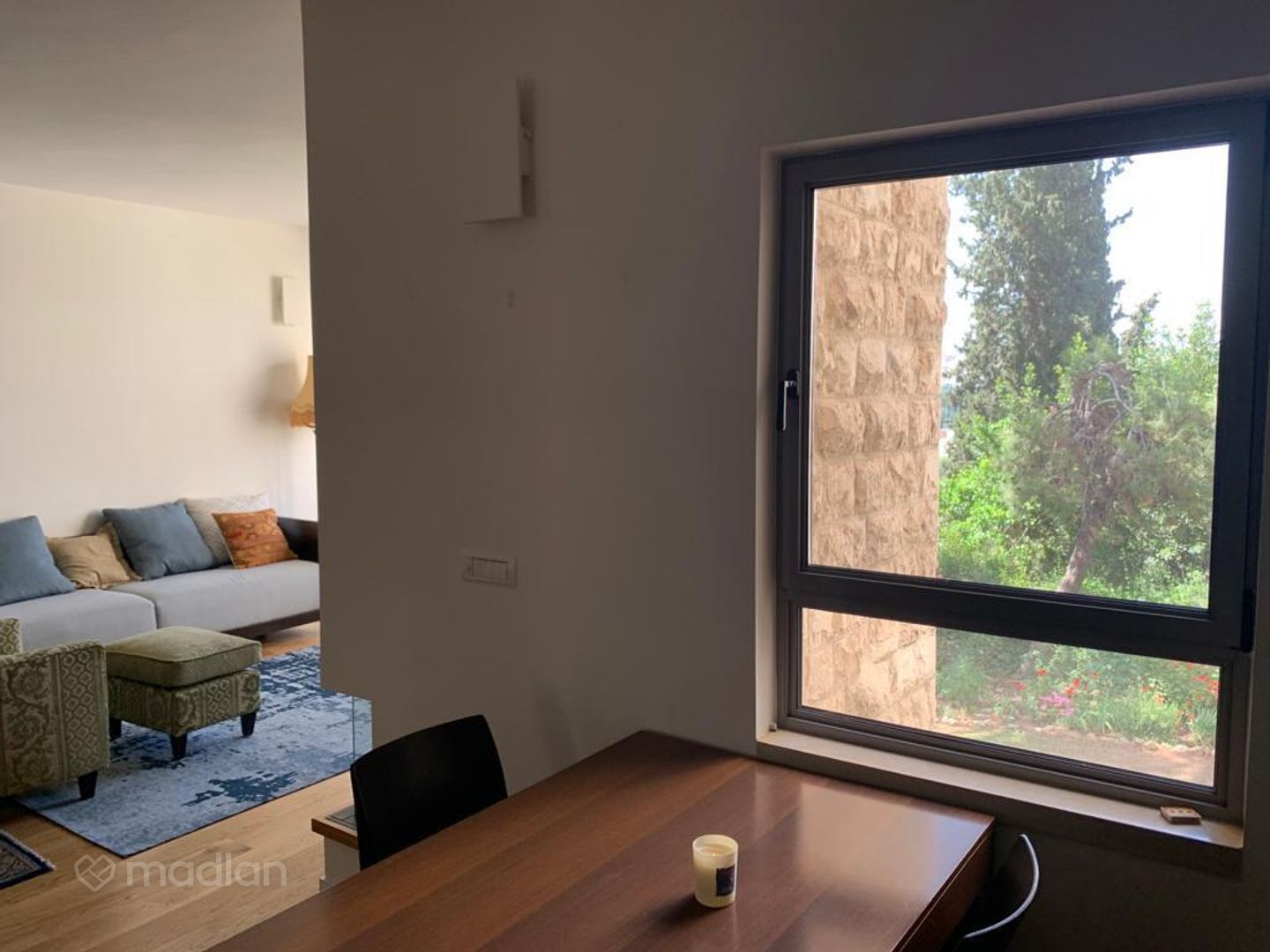 עמינדב 1, אבו תור — 4