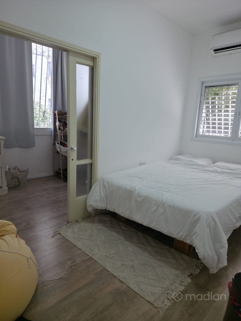 בוקי בן יגלי 4, לב תל אביב החלק המערבי — 3