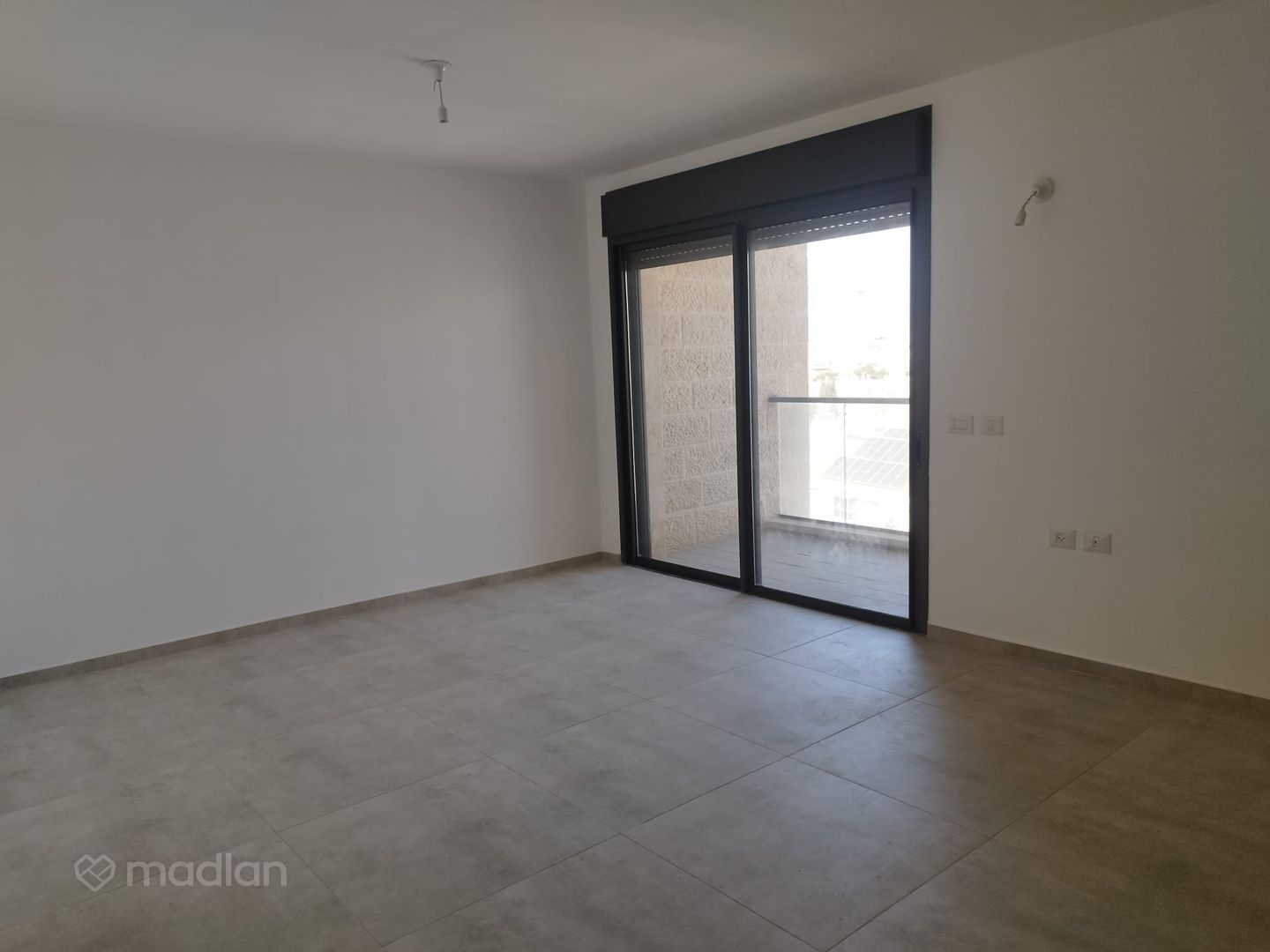 כנפי נשרים 2, גבעת שאול — 3