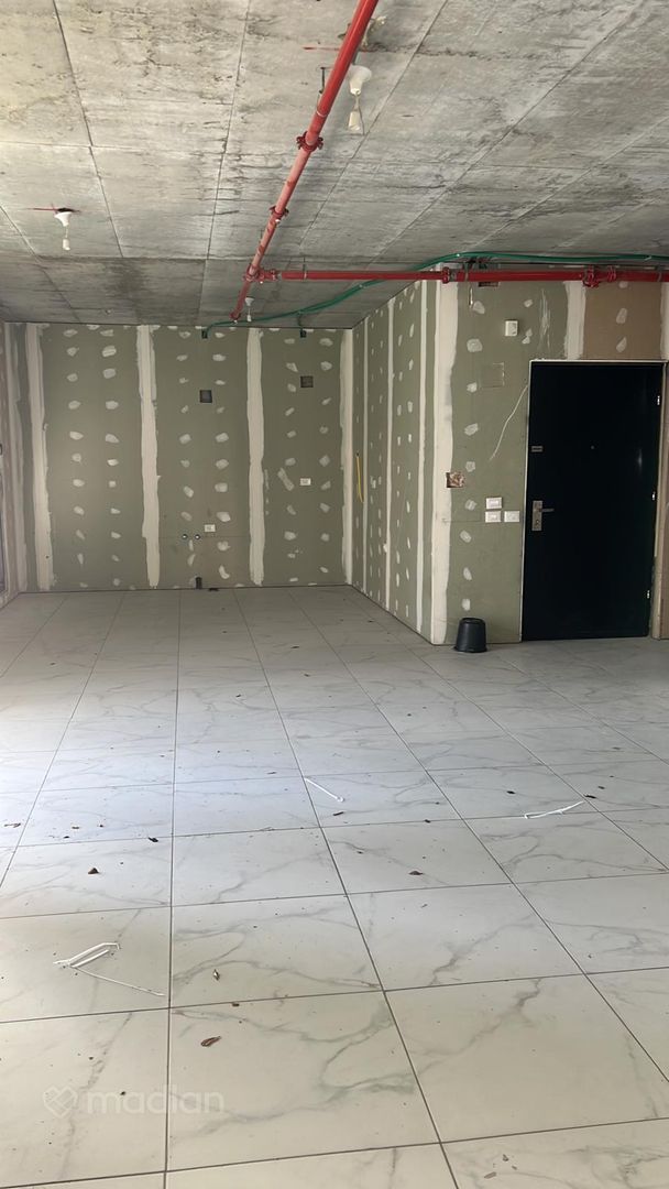 דוד ילין 7, הצפון החדש סביבת כיכר המדינה — 3