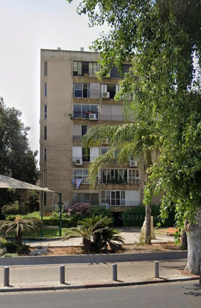 בן צבי 20, מרכז יפו