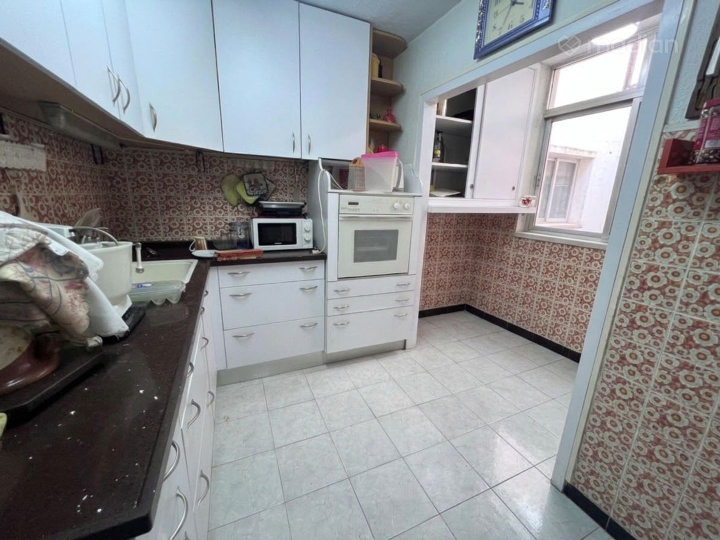 סומקן 26, יפו ד — 3