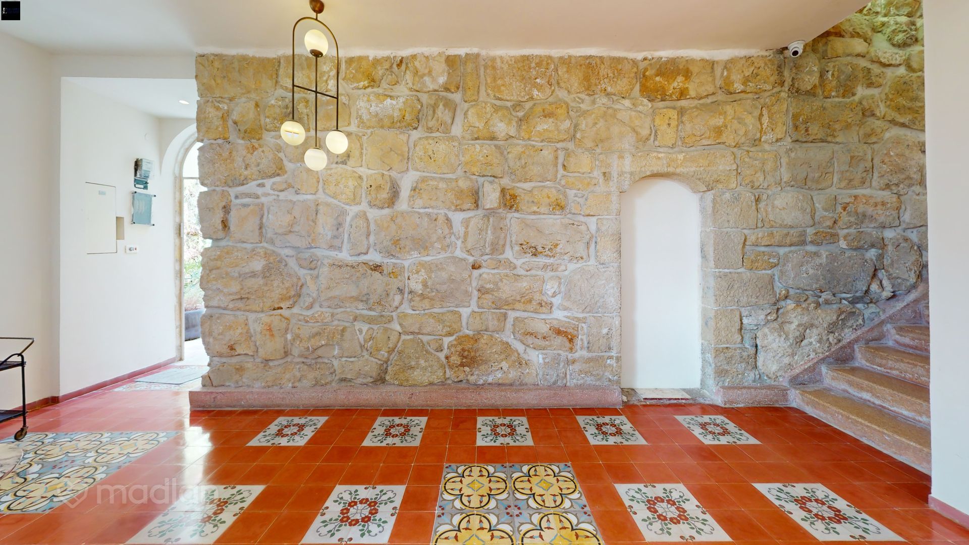 מדרגות הכפר 13, ארנונה (תלפיות) — 2